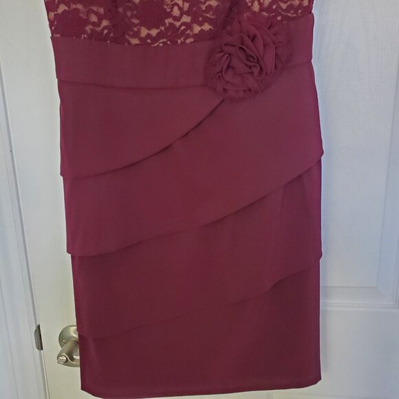 Cocktail Dress Wine colour Size 8 - Picture 3 of 6